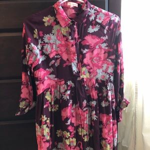 Shop Stevie floral dress, Small